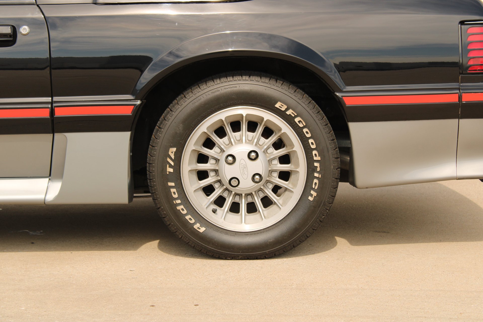 Used 1987 Ford Mustang GT RWD image 38
