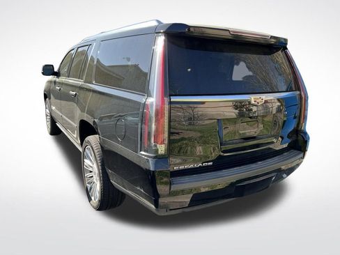 Used 2017 Cadillac Escalade ESV Platinum image 4