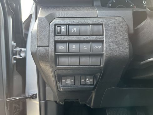 Used 2025 Toyota Tacoma Limited image 24