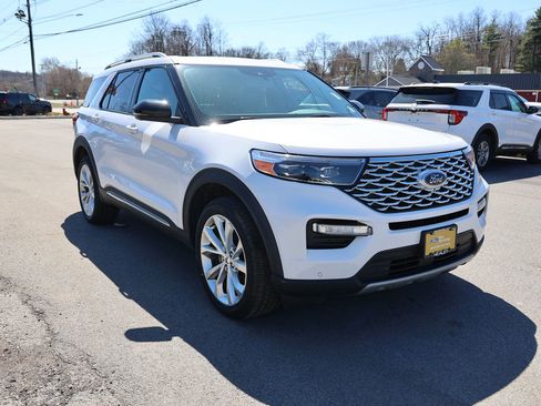 Used 2022 Ford Explorer Platinum w/ Equipment Group 601A image 1