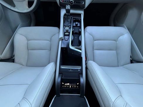 Used 2016 Volvo XC90 T6 Momentum w/ Momentum Plus Package image 52