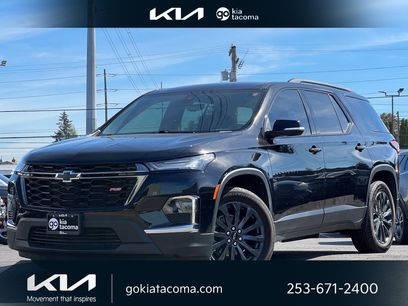 Used 2023 Chevrolet Traverse RS