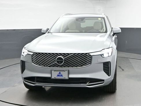 New 2026 Volvo XC90 T8 Ultra w/ Protection Package Premier AWD/4WD image 3