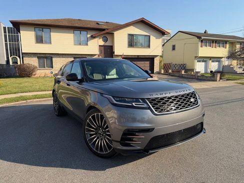 Used 2018 Land Rover Range Rover Velar image 1