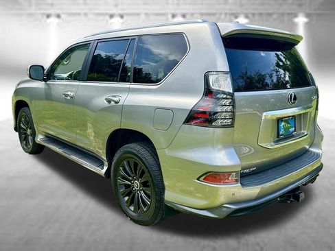 Used 2023 Lexus GX 460 Luxury w/ Sport Design Package AWD/4WD image 7