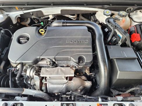 Used 2023 Chevrolet Malibu LT image 20