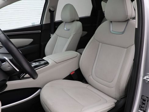 Used 2023 Hyundai Tucson Limited image 17