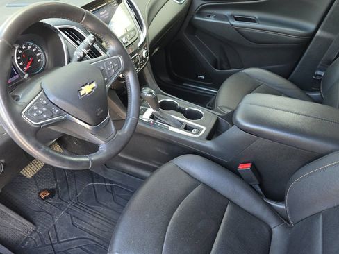 Used 2020 Chevrolet Equinox Premier AWD/4WD image 10