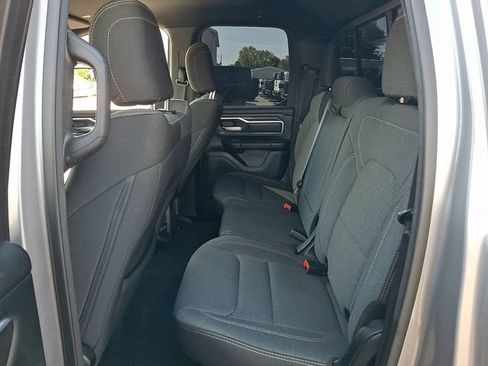 Used 2021 RAM 1500 Big Horn AWD/4WD image 11