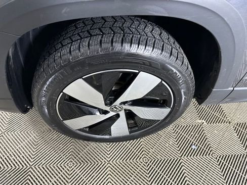 Used 2024 Volkswagen Taos S image 10