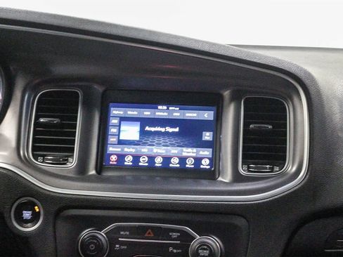 Used 2022 Dodge Charger SXT w/ Leather Interior Group image 15