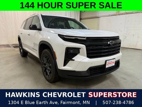 Used 2025 Chevrolet Traverse LT w/ Midnight/Sport Edition FWD image 1