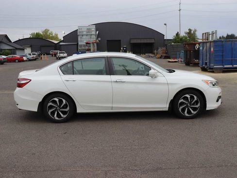 Used 2017 Honda Accord EX-L image 4
