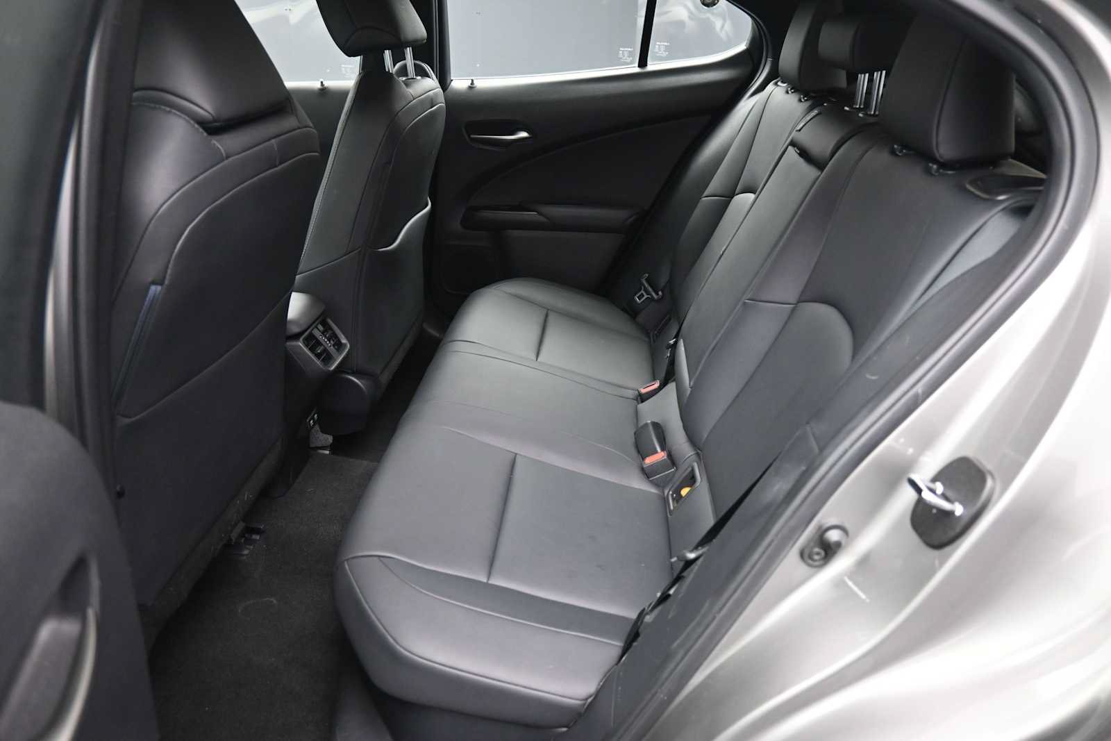 Used 2020 Lexus UX 250h w/ Accessory Package 2 AWD/4WD image 21