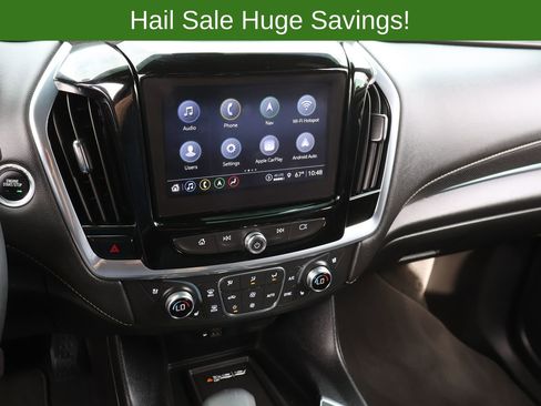 Used 2023 Chevrolet Traverse Premier FWD image 25