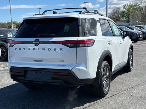 New 2026 Nissan Pathfinder SV AWD/4WD image 5