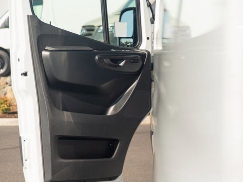 Used 2024 Mercedes-Benz Sprinter 144 Cargo image 20