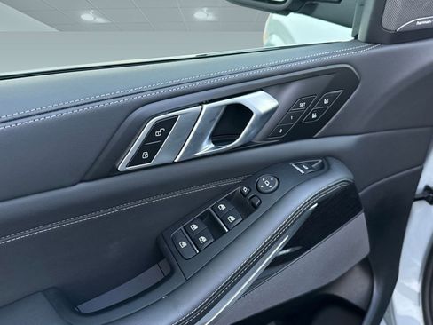 Certified 2025 BMW X5 xDrive40i image 19