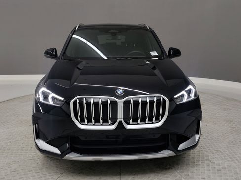 Used 2025 BMW X1 xDrive28i image 2