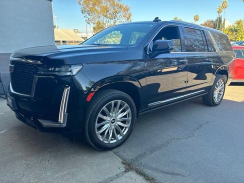 Used 2023 Cadillac Escalade ESV Premium Luxury w/ Performance Package AWD/4WD image 3