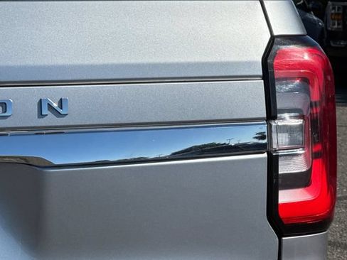 Used 2023 Ford Expedition Limited AWD/4WD image 52