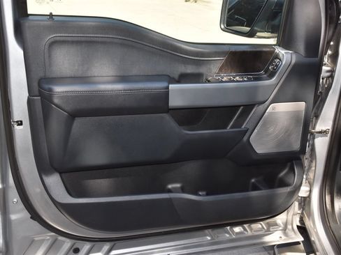 Used 2023 Ford F150 Lariat AWD/4WD image 35