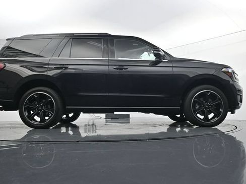Certified 2023 Ford Expedition Limited AWD/4WD image 39
