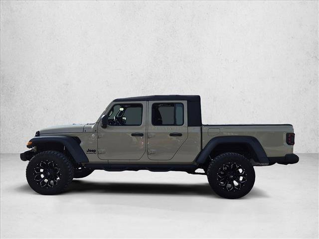 Used 2020 Jeep Gladiator Sport AWD/4WD image 8