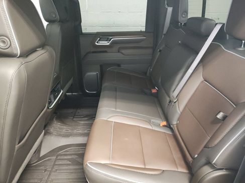 New 2026 GMC Sierra 2500 Denali w/ Denali Reserve Package AWD/4WD image 26