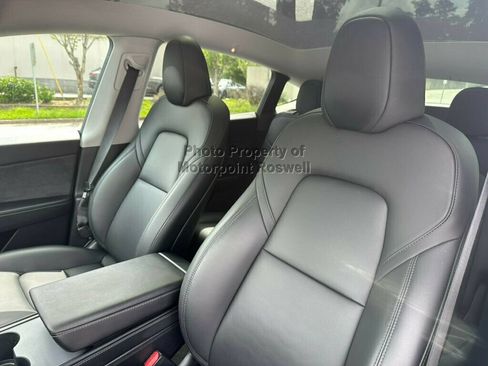 Used 2023 Tesla Model Y Long Range AWD/4WD image 10