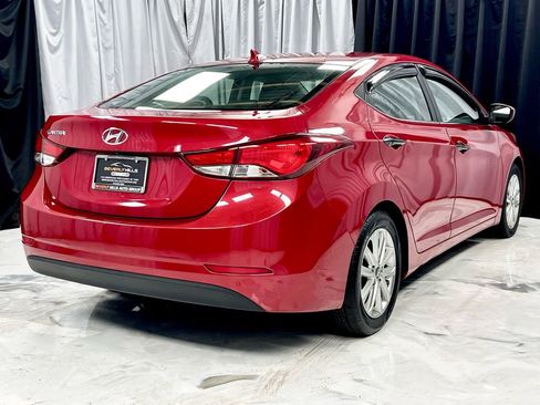 Used 2015 Hyundai Elantra SE w/ Option Group 03 image 6