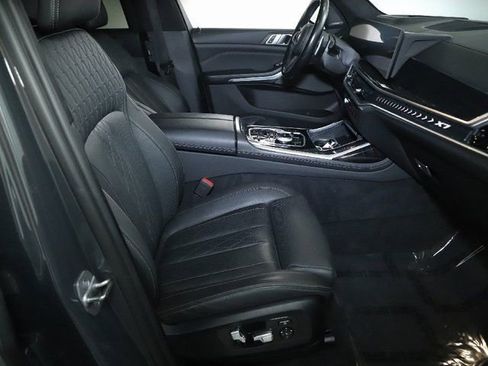Certified 2023 BMW X7 xDrive40i w/ Executive Package AWD/4WD image 40
