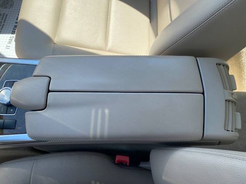 Used 2014 Mercedes-Benz E 350 4MATIC Sedan w/ Premium 1 Package image 19
