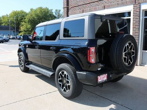 New 2025 Ford Bronco Outer Banks image 7
