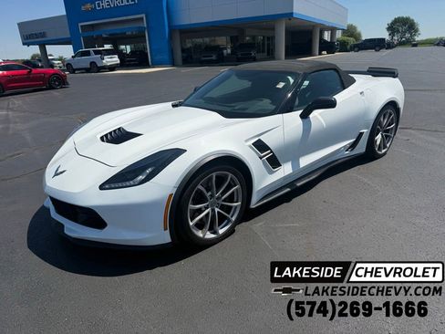 Used 2019 Chevrolet Corvette Grand Sport RWD image 1