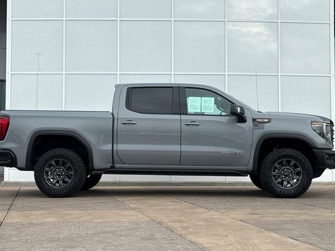 Used 2024 GMC Sierra 1500 AT4X image 3