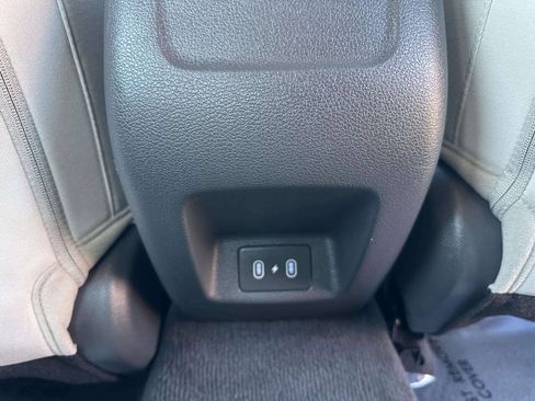 Used 2025 Hyundai Sonata SEL FWD image 34