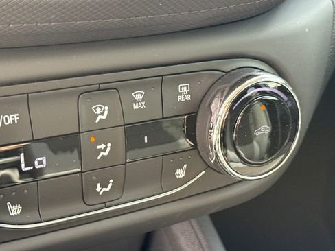 Used 2021 Chevrolet TrailBlazer LT w/ Convenience Package image 22