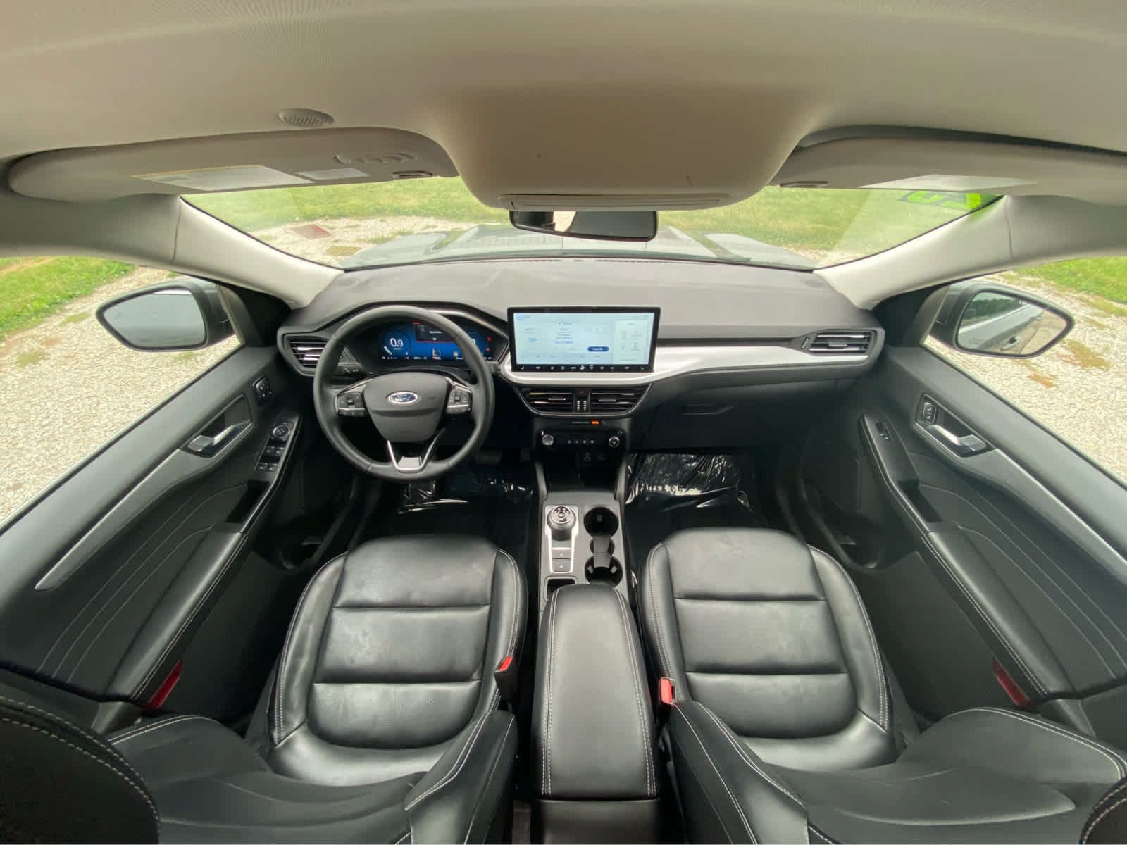 Used 2025 Ford Escape Platinum AWD/4WD image 18