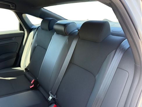 Used 2023 Honda Civic Sport image 16