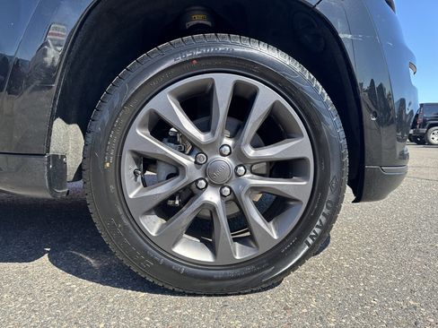 Used 2018 Jeep Grand Cherokee High Altitude AWD/4WD image 9