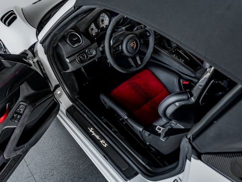 Certified 2024 Porsche 718 Boxster Spyder RS image 4