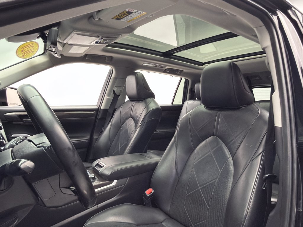 Used 2020 Toyota Highlander Platinum AWD/4WD image 20