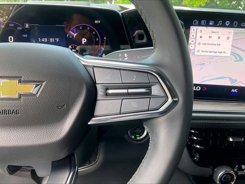 Used 2025 Chevrolet Tahoe LS RWD image 20