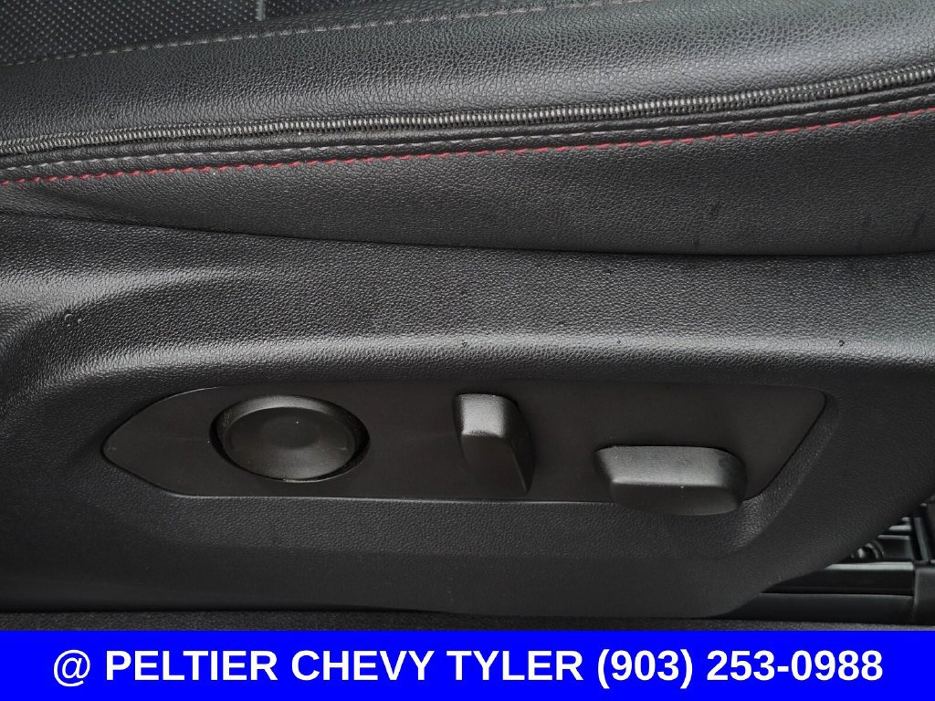 Used 2022 Chevrolet Tahoe RST w/ Luxury Package RWD image 15