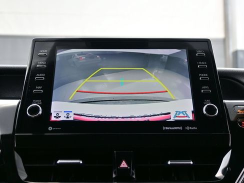 Used 2024 Toyota Camry XLE FWD image 19