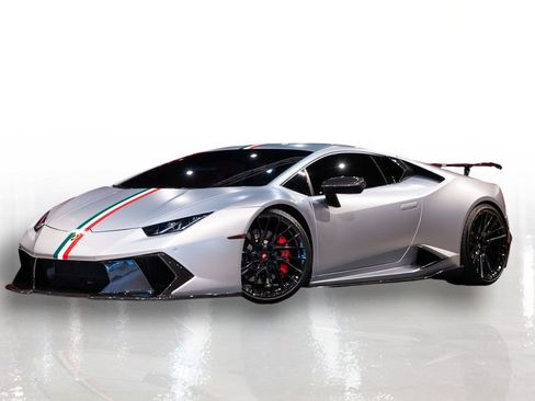 Used 2017 Lamborghini Huracan LP 580-2 image 1