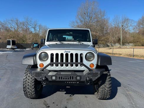 Used 2007 Jeep Wrangler X AWD/4WD image 2