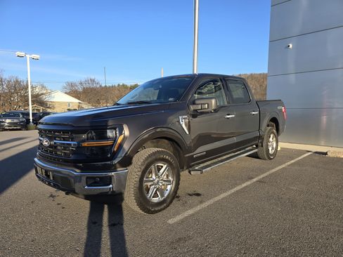 Used 2024 Ford F150 XLT w/ Mobile Office Package image 8