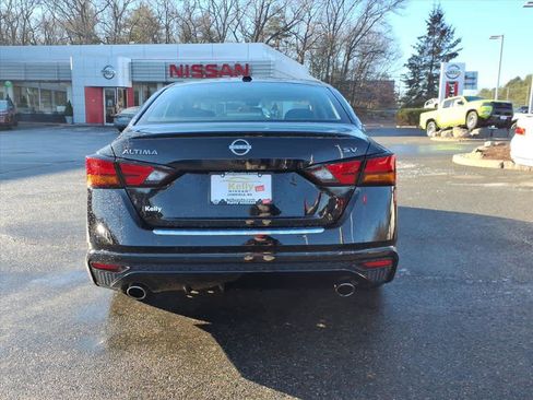 Certified 2023 Nissan Altima 2.5 SV w/ SV Premium Package image 6